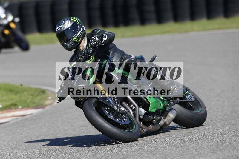 Archiv-2025/43 08.08.2025 Discover the Bike ADR/Bike 2 gelb/1